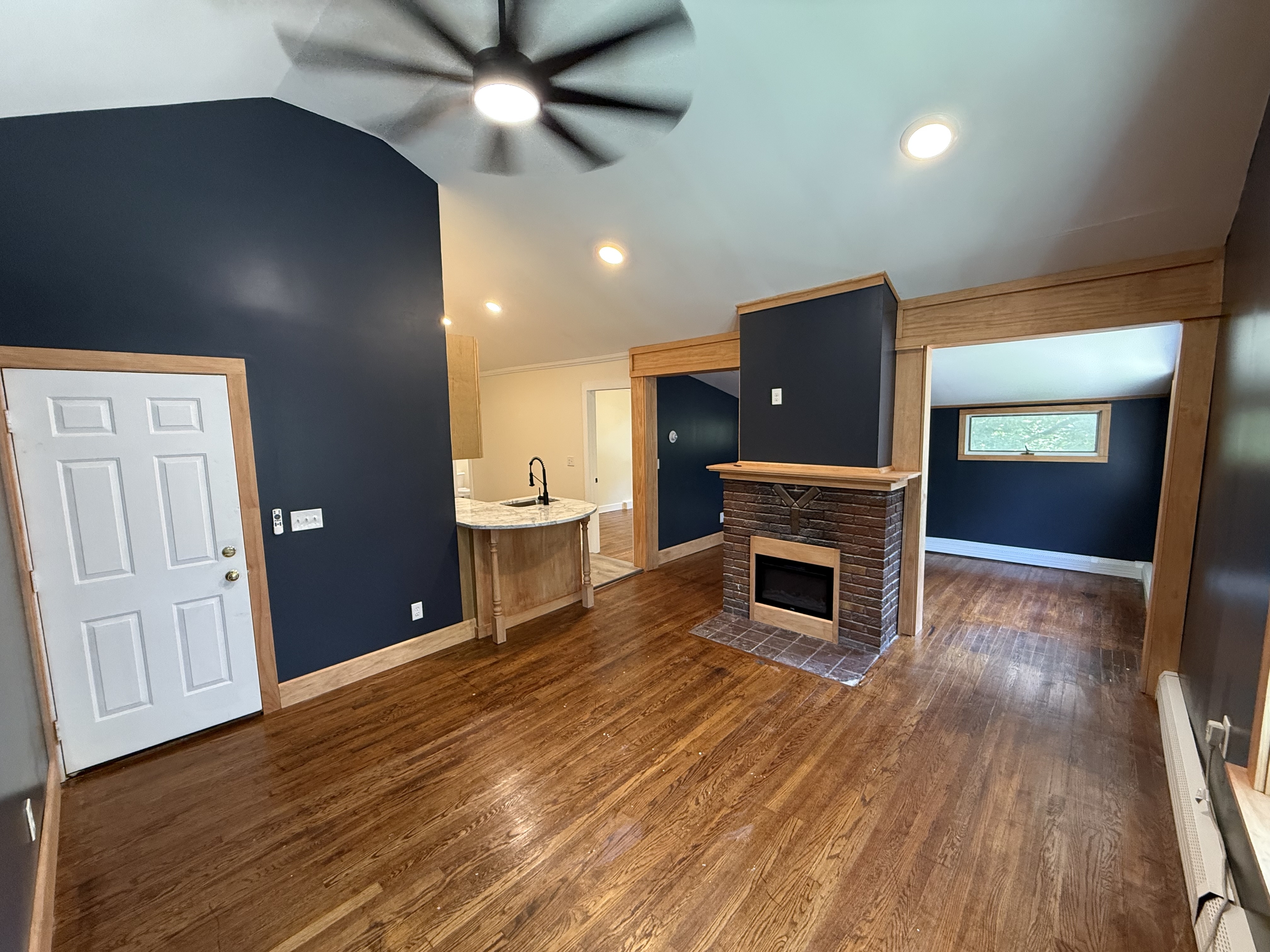 229 South Geneva Street - 8