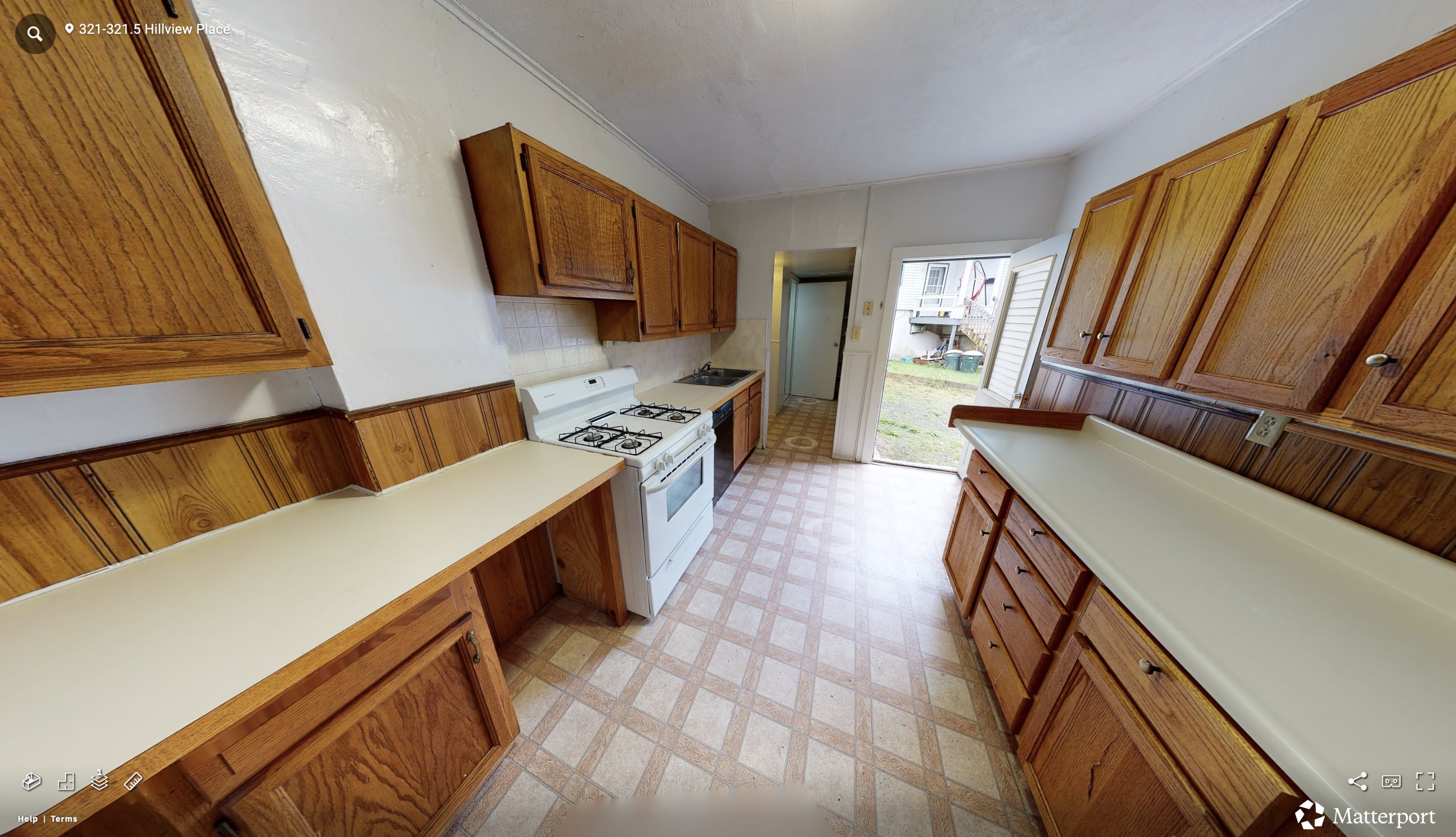 321 Hillview Place - 321