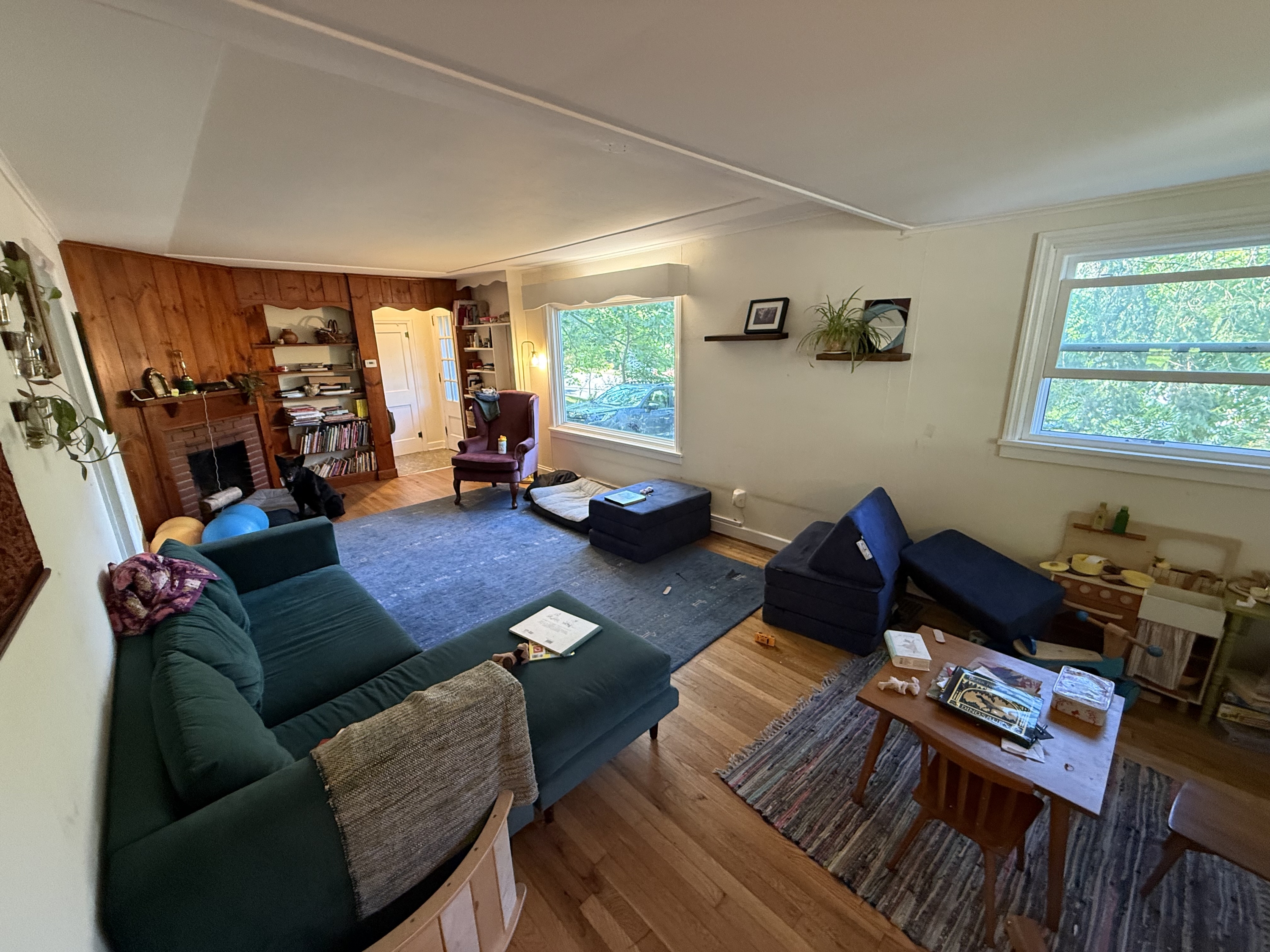 141 PEARSALL PL